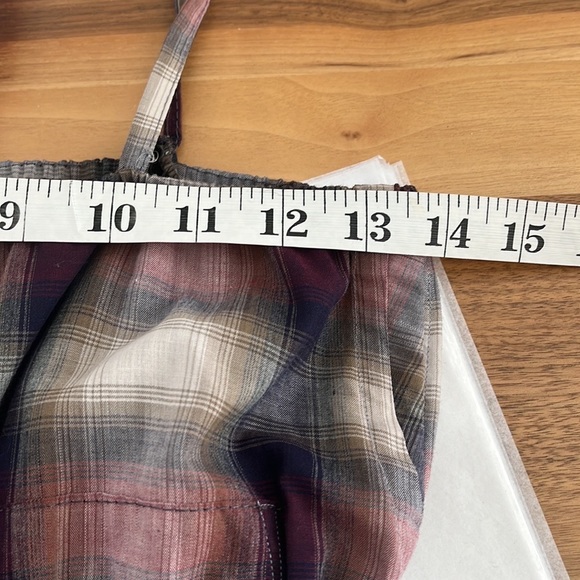 NWOT Urban Renewal 
Excellent condition 
Size M/L
Plaid Color Puple/Gray 
#570 - Picture 10 of 10